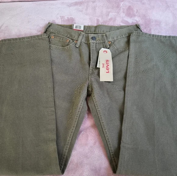 Levi's 514 straight leg pant olive green Size W29/L32 New With Tags - Picture 2 of 10